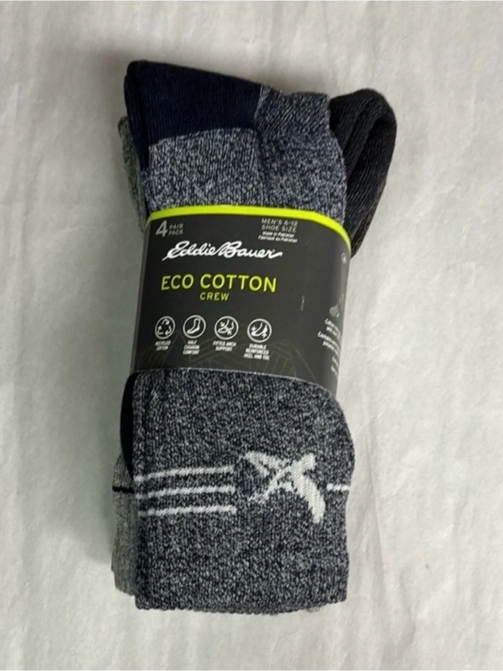 New Eddie Bauer Socks Men’s 4 Pair Multicolor Eco Cotton Crew Outdoors Casual